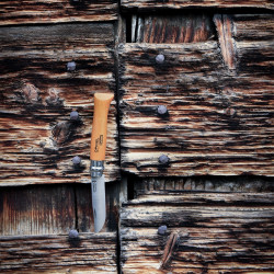 Opinel N°9 Carbone – žepni nož s karbonskim rezilom