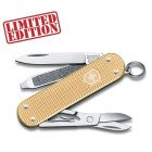 NOŽ VICTORINOX 806221L19 CLASSIC Alox zlat 2019 (v škatli)