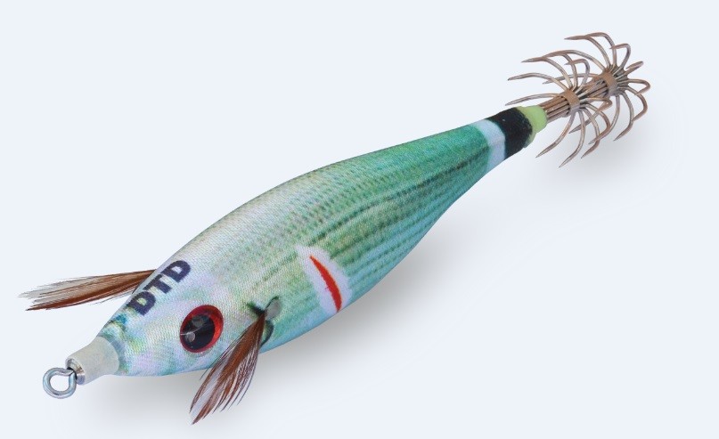Wounded fish-oblada melanura